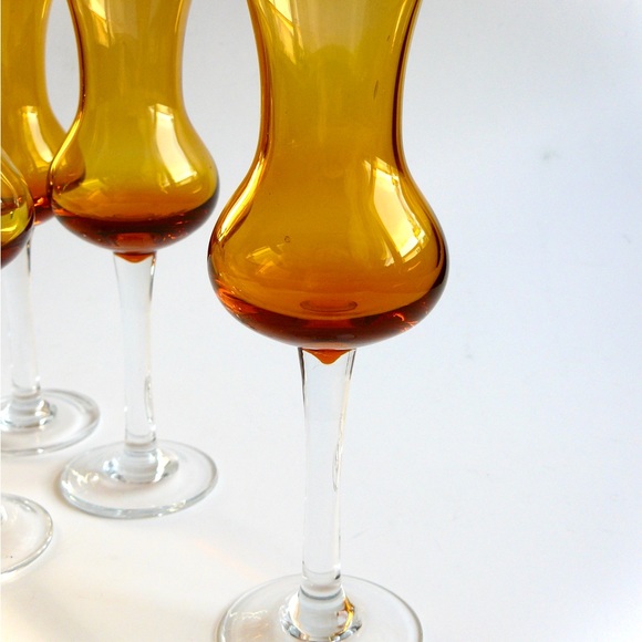 Set of 4 Vintage Amber Cocktail Shooter Glasses - Picture 3 of 3